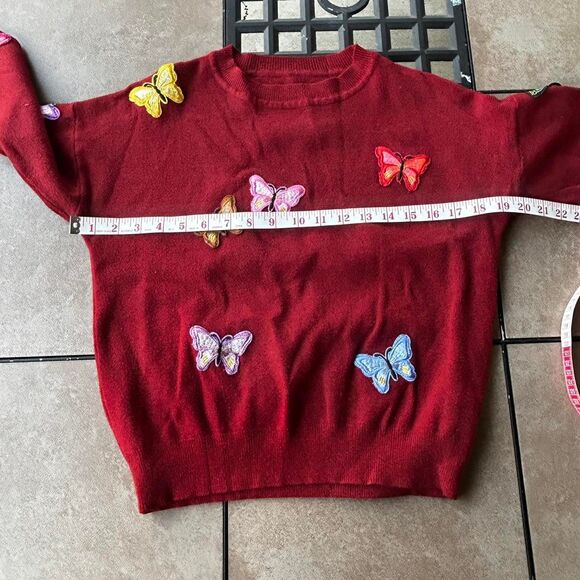 Vintage red butterfly sweater - Picture 2 of 7